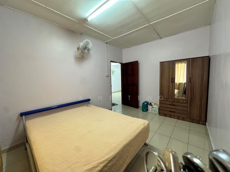 Rumah Teres 2 Tingkat untuk Dijual di Taman Desawan (Klang) - Elaine Teng - Bedroom - PropertyGuru.com.my