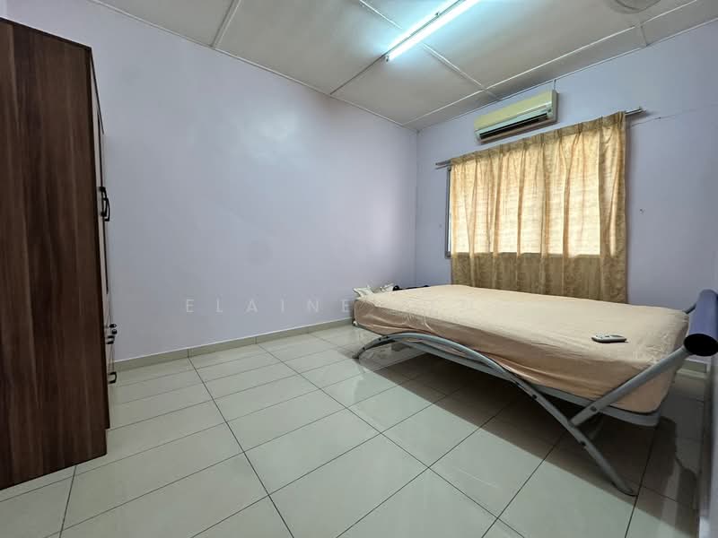 Rumah Teres 2 Tingkat untuk Dijual di Taman Desawan (Klang) - Elaine Teng - Bedroom - PropertyGuru.com.my