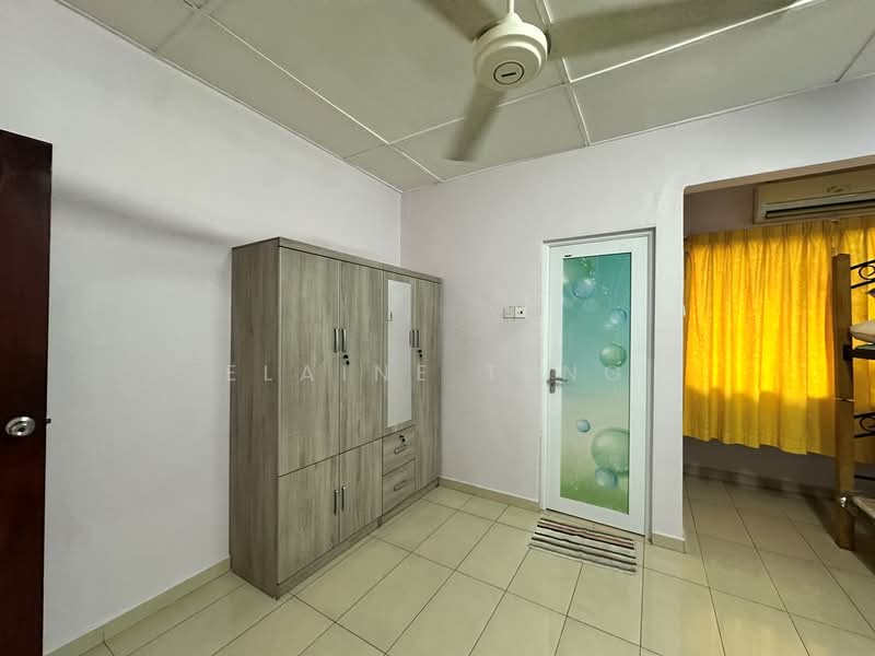Rumah Teres 2 Tingkat untuk Dijual di Taman Desawan (Klang) - Elaine Teng - Bedroom - PropertyGuru.com.my