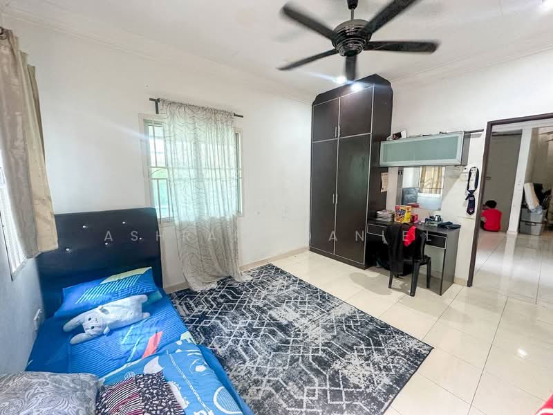 Rumah Teres 2 Tingkat untuk Dijual di Seksyen 23 (Shah Alam) - Ashraff Daniel - PropertyGuru.com.my