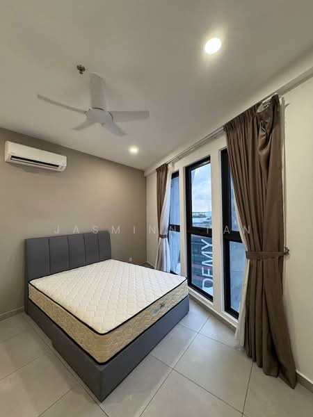 Servis Apartment untuk Disewa di YOLO Signature Suites - Jasminn Tan - Bedroom - PropertyGuru.com.my