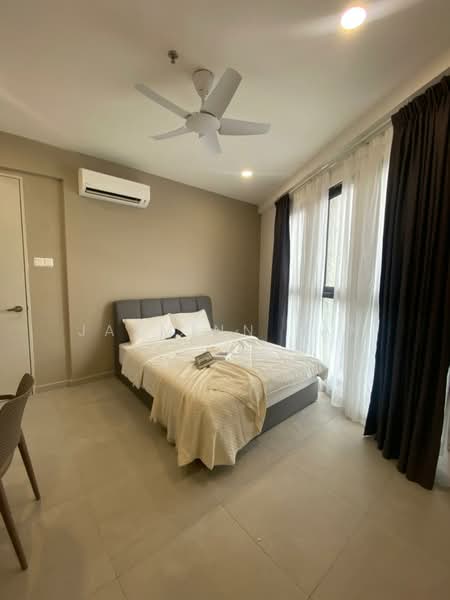 Servis Apartment untuk Disewa di YOLO Signature Suites - Jasminn Tan - Bedroom - PropertyGuru.com.my