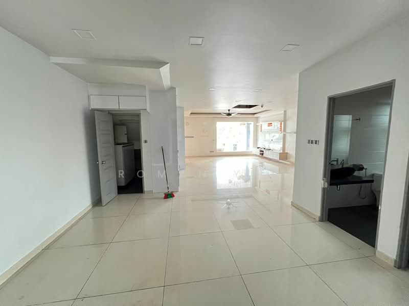 Rumah Berkembar untuk Dijual di Rawang (Selangor) - Roman Yap - PropertyGuru.com.my
