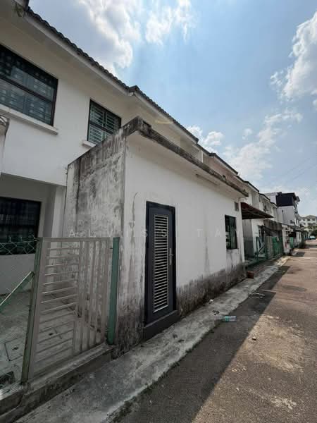 Rumah Teres 2 Tingkat untuk Dijual di Bandar Tiram (Ulu Tiram) - Alviss Tay - Exterior - PropertyGuru.com.my