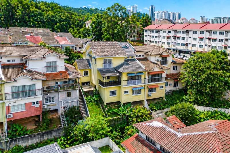Semi-Detached House for Sale in Taman Cemerlang (Gombak) - Ashraff Daniel - Exterior - PropertyGuru.com.my