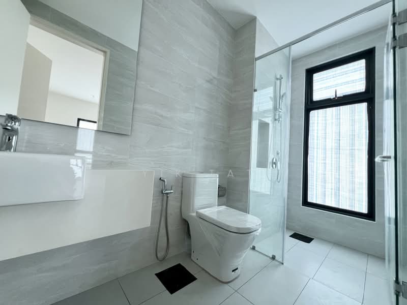 Bungalow House for Sale in Taman Molek (Johor Bahru) - Yik Tat - PropertyGuru.com.my