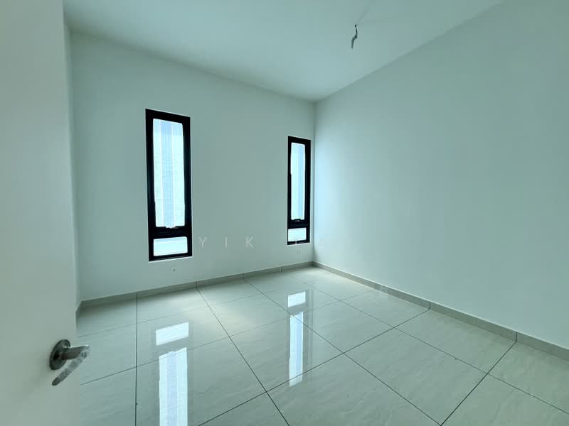 Bungalow House for Sale in Taman Molek (Johor Bahru) - Yik Tat - PropertyGuru.com.my
