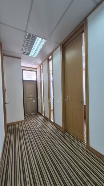 Shop / Office for Sale in Presint 15 (Putrajaya) - Zaidah Ahmad - Corridor - PropertyGuru.com.my