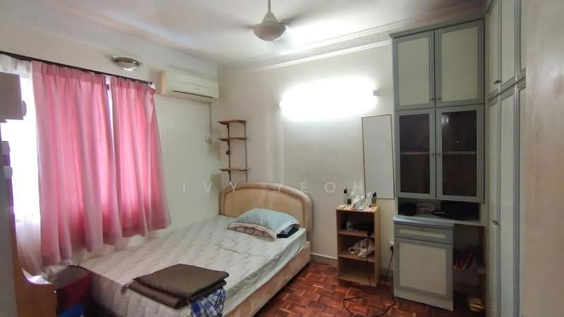Condominium for Sale at Sri York Condominium - Ivy Yeoh - Bedroom - PropertyGuru.com.my