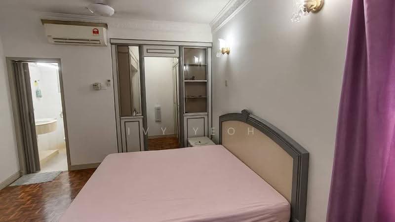 Condominium for Sale at Sri York Condominium - Ivy Yeoh - Bedroom - PropertyGuru.com.my