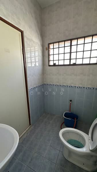 Rumah Teres 2 Tingkat untuk Disewa di New Pasir Puteh (Ipoh) - Kelvin Chong - Bathroom - PropertyGuru.com.my