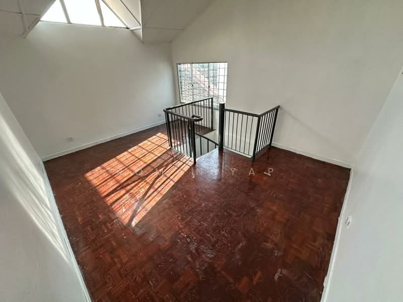 Rumah Teres 2.5 Tingkat untuk Dijual di Bandar Country Homes (Rawang) - Roman Yap - PropertyGuru.com.my