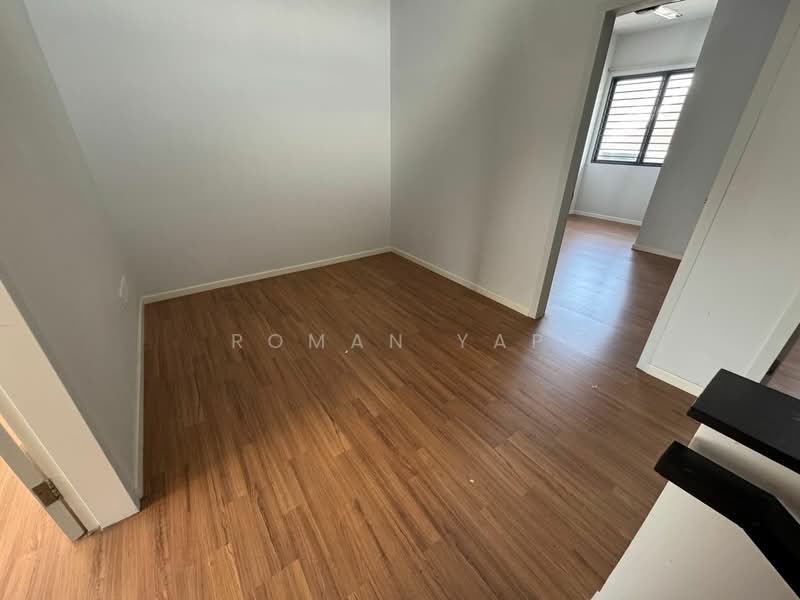 Rumah Teres untuk Dijual di Bandar Country Homes (Rawang) - Roman Yap - PropertyGuru.com.my