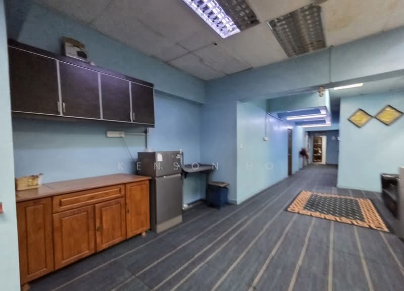 Shop / Office for Sale in Ampang Jaya (Ampang) - Kenson Ho - Corridor - PropertyGuru.com.my