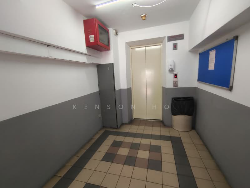 Shop / Office for Sale in Ampang Jaya (Ampang) - Kenson Ho - Entrance - PropertyGuru.com.my