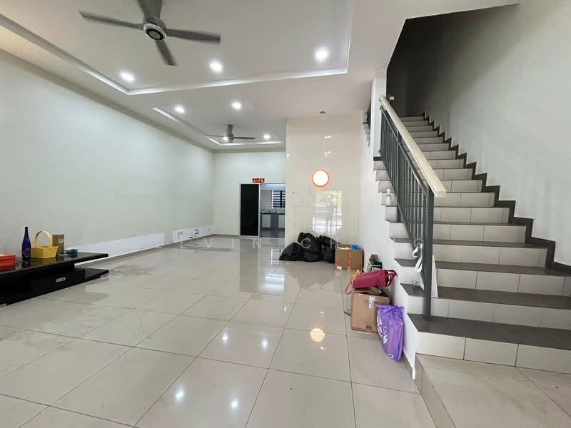 Rumah Teres 2 Tingkat untuk Disewa di Fair Park (Ipoh) - Kelvin Chong - Living Room - PropertyGuru.com.my