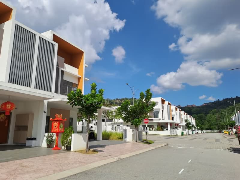 Semi-Detached House for Sale in Kajang (Selangor) - Tony YY - PropertyGuru.com.my