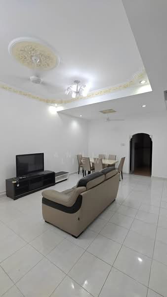 2-storey Terraced House for Rent in Johor Bahru (Johor) - Annly Liew - Living Room - PropertyGuru.com.my