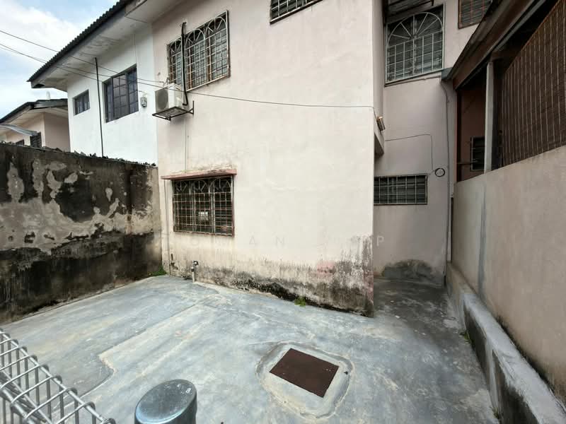 2-storey Terraced House for Sale in Rawang Perdana 1 (Rawang) - Roman Yap - Exterior - PropertyGuru.com.my