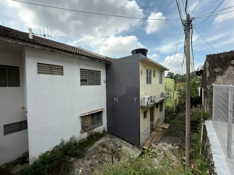 2-storey Terraced House for Sale in Rawang Perdana 1 (Rawang) - Roman Yap - Exterior - PropertyGuru.com.my