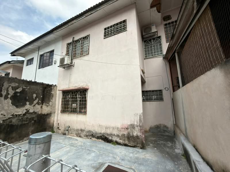 2-storey Terraced House for Sale in Rawang Perdana 1 (Rawang) - Roman Yap - Exterior - PropertyGuru.com.my