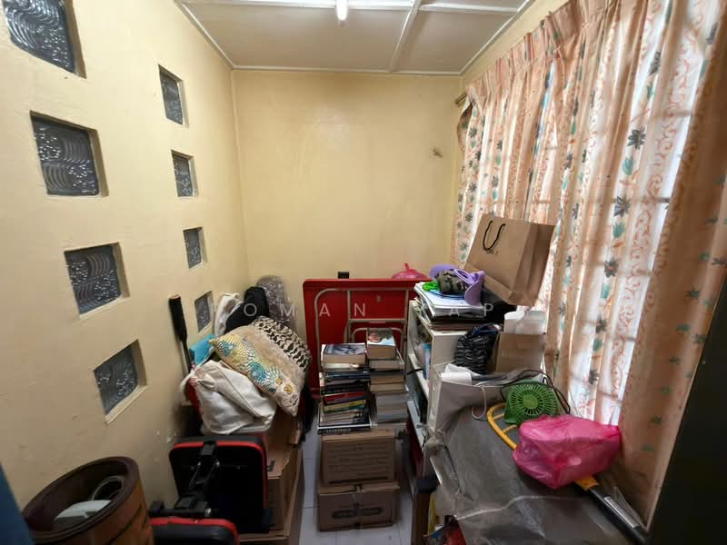 2-storey Terraced House for Sale in Rawang Perdana 1 (Rawang) - Roman Yap - Study - PropertyGuru.com.my