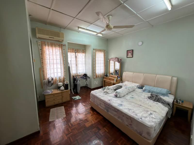 2-storey Terraced House for Sale in Rawang Perdana 1 (Rawang) - Roman Yap - Bedroom - PropertyGuru.com.my