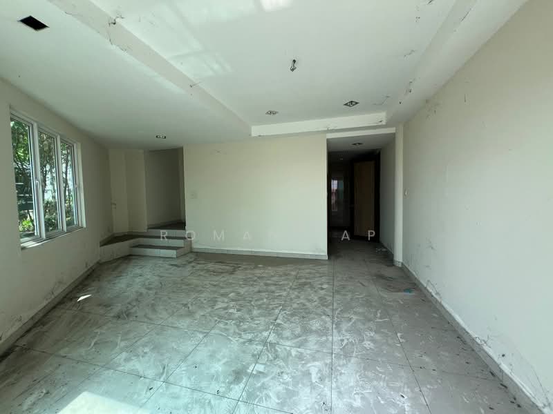 Bungalow for Sale in Kota Emerald (Rawang) - Roman Yap - Living Room - PropertyGuru.com.my
