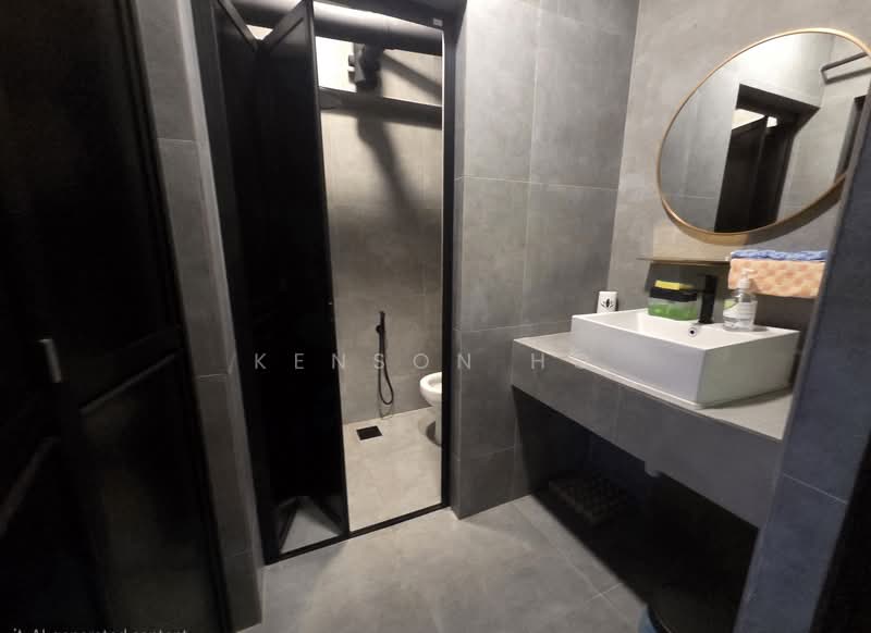 Shop / Office for Sale in Ampang Jaya (Ampang) - Kenson Ho - Bathroom - PropertyGuru.com.my