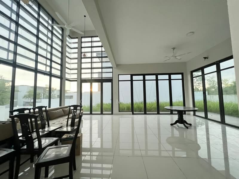 Bungalow for Sale in Bandar Country Homes (Rawang) - Roman Yap - Living Room - PropertyGuru.com.my
