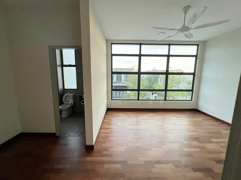 Bungalow for Sale in Bandar Country Homes (Rawang) - Roman Yap - Bathroom - PropertyGuru.com.my