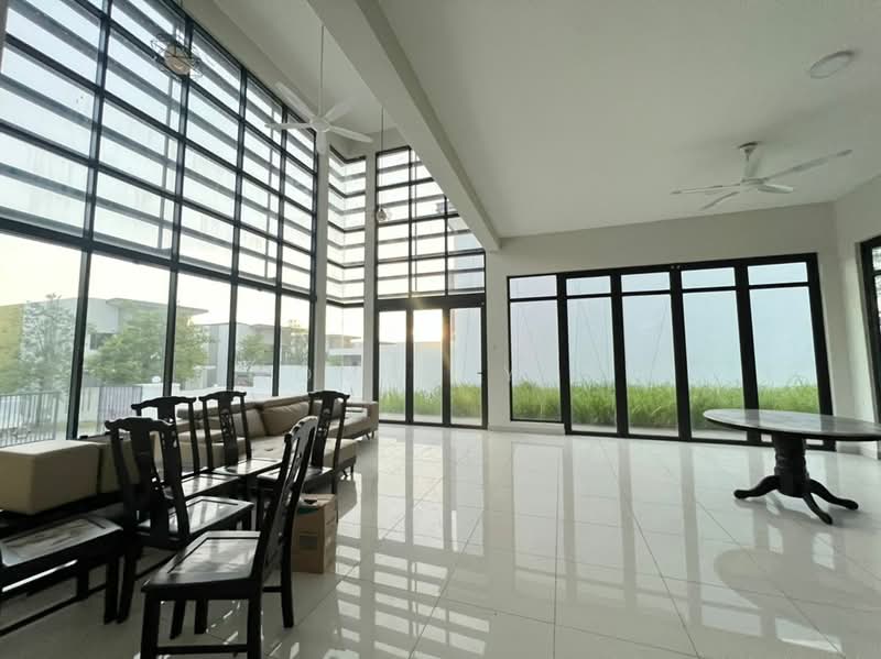 Bungalow for Sale in Bandar Country Homes (Rawang) - Roman Yap - Living Room - PropertyGuru.com.my