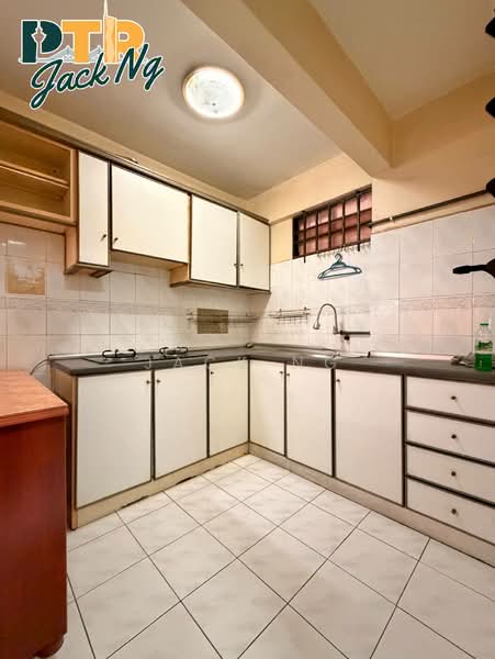 Apartment for Sale at Pearl Tower (Ria) - Jack Ng - Kitchen - PropertyGuru.com.my