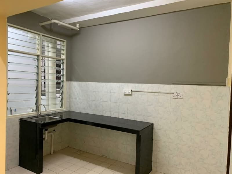 Pangsapuri untuk Disewa di Pangsapuri Lagoon Perdana - Victor Chua - Kitchen - PropertyGuru.com.my