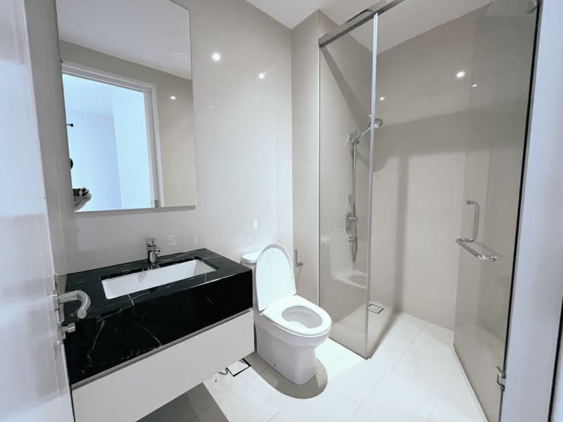 Service Residence for Rent at Pavilion Ceylon Hill - Simon Kee - Bathroom - PropertyGuru.com.my