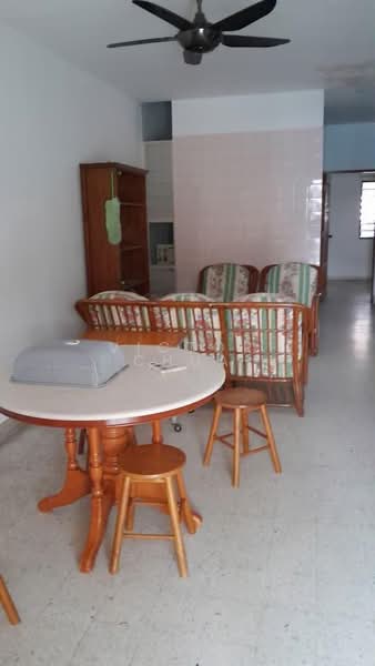 1-storey Terraced House for Sale in Subang Jaya (Selangor) - Victor Chua - Living Room - PropertyGuru.com.my