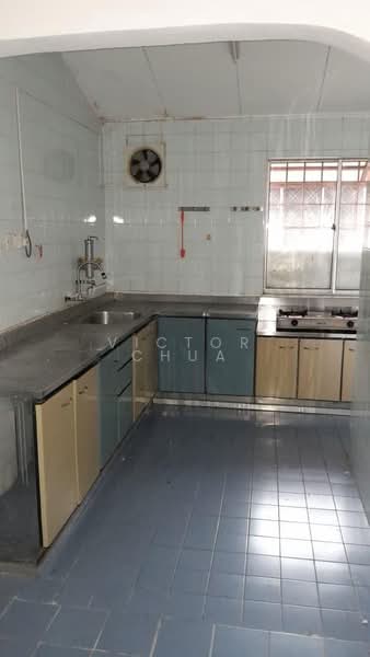 1-storey Terraced House for Sale in Subang Jaya (Selangor) - Victor Chua - Kitchen - PropertyGuru.com.my