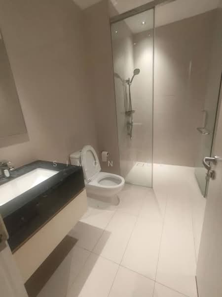 Servis Apartment untuk Disewa di Pavilion Ceylon Hill - Simon Kee - Bathroom - PropertyGuru.com.my
