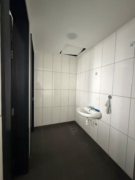 Kedai untuk Disewa di Semenyih (Selangor) - Peter Tan - Bathroom - PropertyGuru.com.my