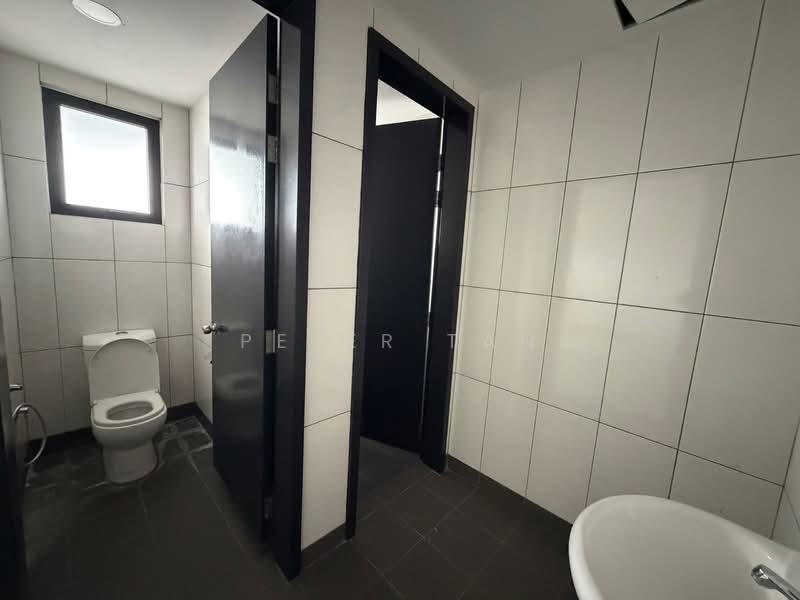 Kedai untuk Disewa di Semenyih (Selangor) - Peter Tan - Bathroom - PropertyGuru.com.my
