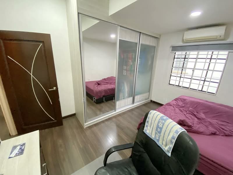 Rumah Teres 2 Tingkat untuk Disewa di Kota Kemuning (Shah Alam) - Charlie Gan - Bedroom - PropertyGuru.com.my
