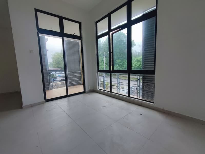 Bungalow for Sale in Taman Vista Kirana (Bukit Katil) - Shirley Ooi - Balcony - PropertyGuru.com.my