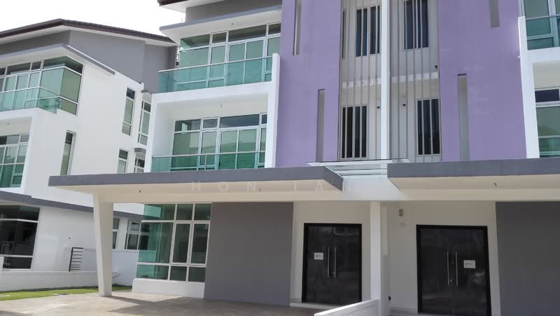 Semi-Detached House for Sale in Taman Damai Utama (Bandar Kinrara) - Hon Ian - PropertyGuru.com.my