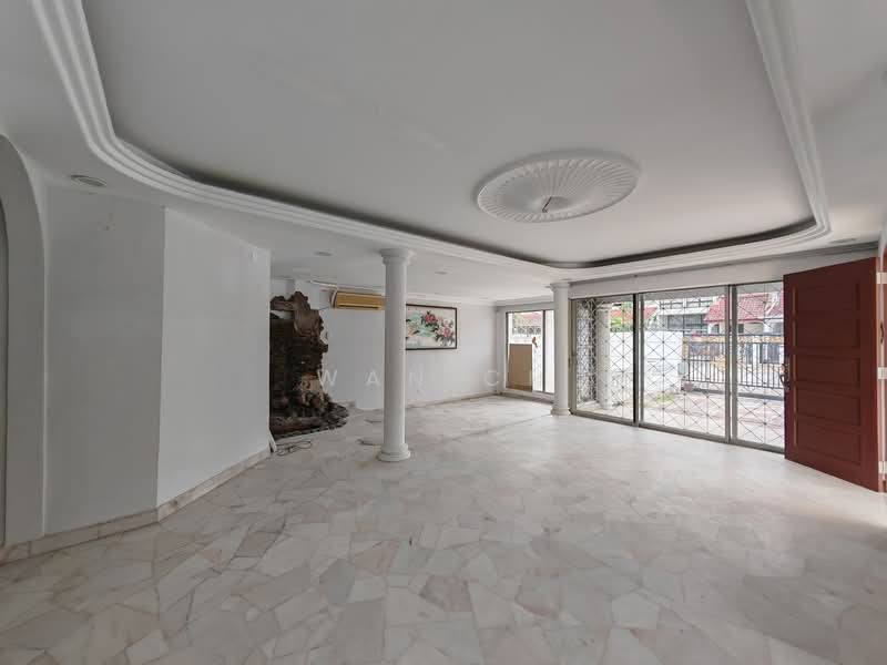 Rumah Teres 2 Tingkat untuk Dijual di Taman Mayang (Petaling Jaya) - Wan CH - Living Room - PropertyGuru.com.my