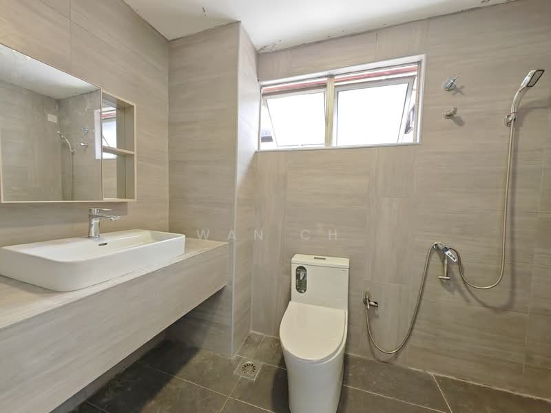 Rumah Teres 2 Tingkat untuk Dijual di Taman Mayang (Petaling Jaya) - Wan CH - Bathroom - PropertyGuru.com.my