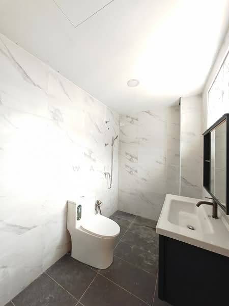 Rumah Teres 2 Tingkat untuk Dijual di Taman Mayang (Petaling Jaya) - Wan CH - Bathroom - PropertyGuru.com.my