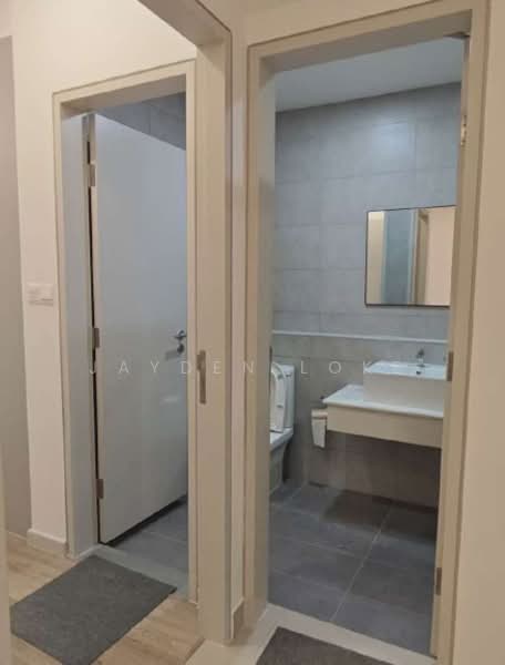 Servis Apartment untuk Disewa di SWNK Houze @ BBCC - Jayden Loke - Bathroom - PropertyGuru.com.my