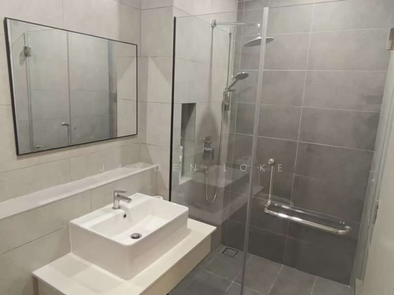 Servis Apartment untuk Disewa di SWNK Houze @ BBCC - Jayden Loke - Bathroom - PropertyGuru.com.my