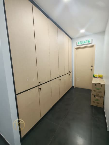 Pejabat untuk Dijual di Bandar Bukit Tinggi (Klang) - Kelly Teo - Corridor - PropertyGuru.com.my