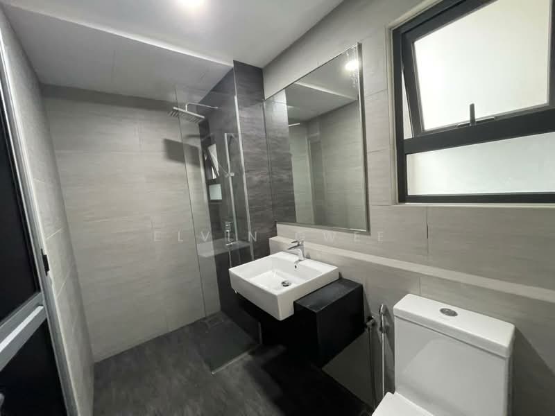 Servis Apartment untuk Disewa di Aurora Subang Jaya - Elvin Gwee - Bathroom - PropertyGuru.com.my